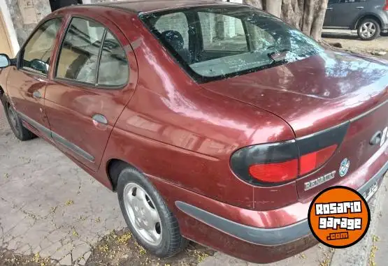 Renault Megane  1998 - foto 1