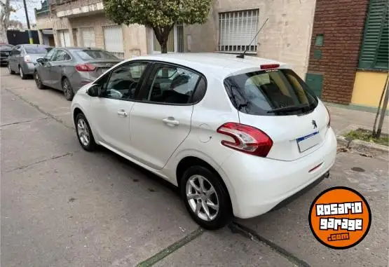Peugeot 208 Allure  2016 - foto 4