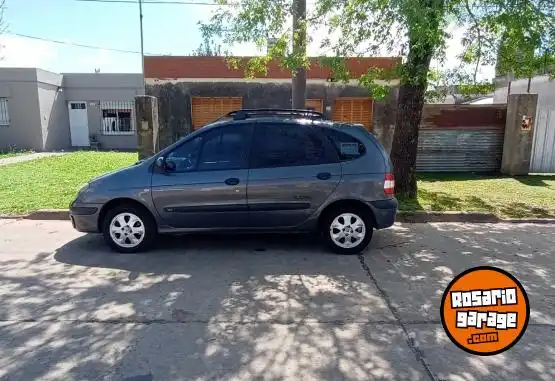 Renault Scenic  2010 - foto 1