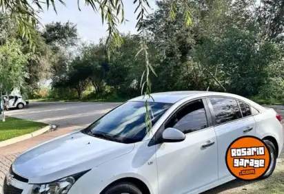 Chevrolet Cruze  2012 - foto 1