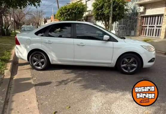 Ford Focus 1.6 Exe Trend  2010 - foto 2