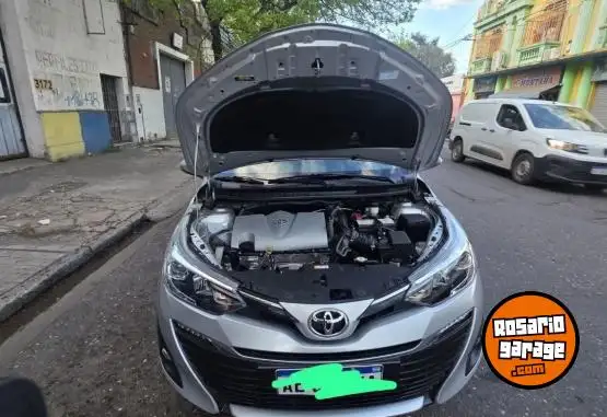 Toyota Yaris Xls 4 Puertas  2020 - foto 3