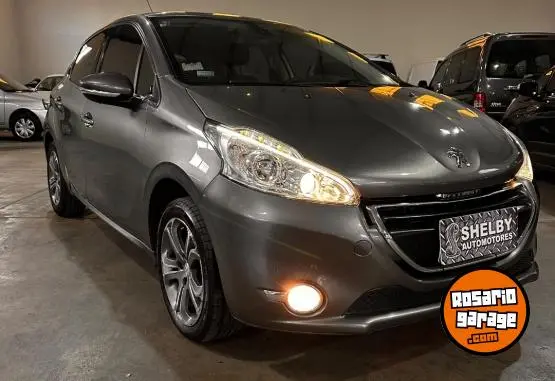 Peugeot 208 Feline Pack Cuir  2016 - foto 1