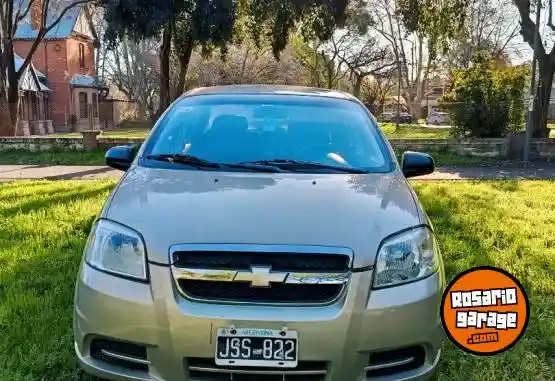 Chevrolet Aveo  2011 - foto 1