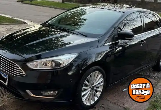 Ford Focus Titanium 2.0 N 2016 - foto 1