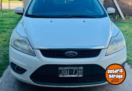 Ford Focus 2011 - foto 1
