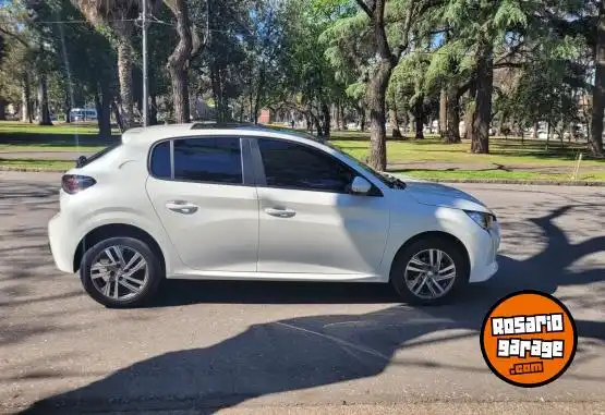 Peugeot 208 Allure  2022 - foto 2