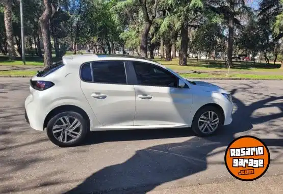 Peugeot 208 Allure  2022 - foto 3