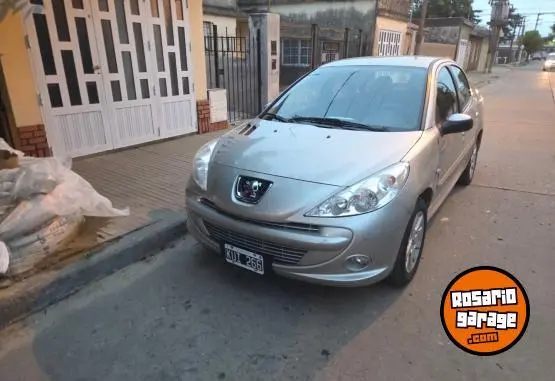 Peugeot Compact 1.6 Xt 4 Ptas  2012 - foto 1