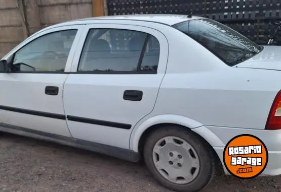 Chevrolet Astra Gl  2001 - foto 2