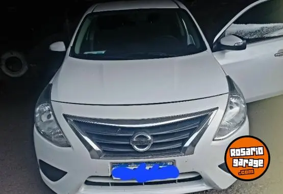 Nissan Versa  2020 - foto 1