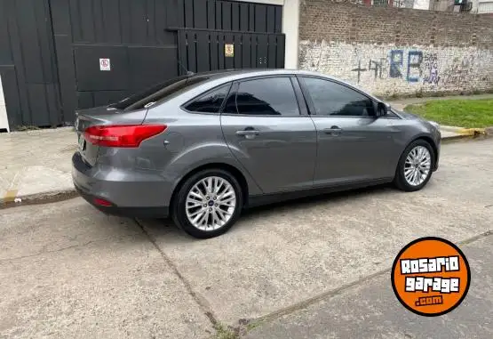 Ford Focus  2015 - foto 3