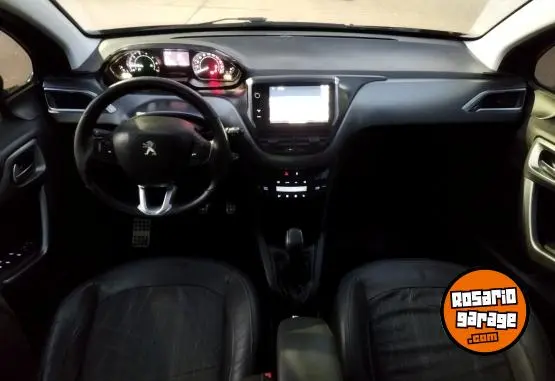 Peugeot 208 Feline Pack Cuir  2014 - foto 5