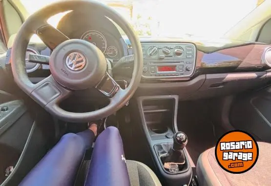 Volkswagen Up High 2016 - foto 1