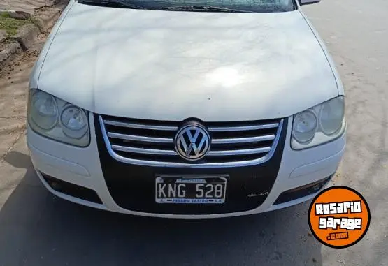 Volkswagen Bora  2011 - foto 1
