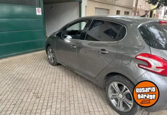 Peugeot 208 Feline  2013 - foto 2