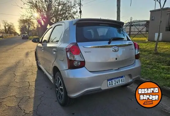 Toyota Etios  2019 - foto 4