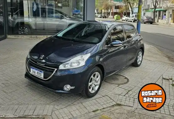 Peugeot 208 Allure Nav Touch 1.6N  2016 - foto 1