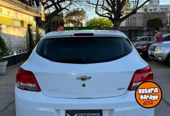 Chevrolet Onix Joy 1.4 Ls Mt  2017 - foto 4