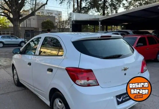 Chevrolet Onix Joy 1.4 Ls Mt  2017 - foto 5