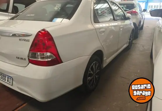 Toyota Etios,Xls 1.5 4 P  2018 - foto 2