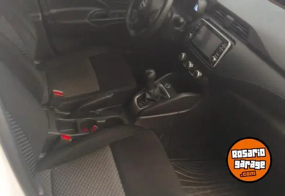 Nissan Versa Sensei 1.8 Mt  2024 - foto 2