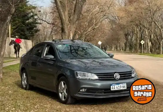 Volkswagen Vento Advance Plus 2.5  2016 - foto 1