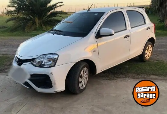 Toyota Etios  2019 - foto 2