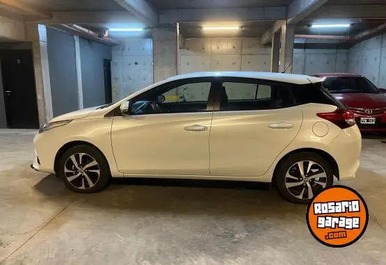 Toyota Yaris Xls Pack Cvt  2023 - foto 2