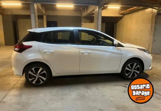 Toyota Yaris Xls Pack Cvt  2023 - foto 4