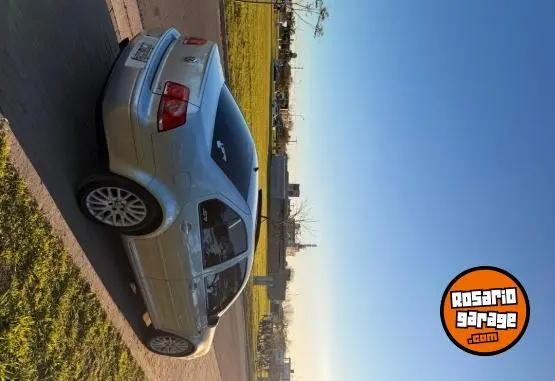 Volkswagen Bora 1.8 Turbo  2009 - foto 3
