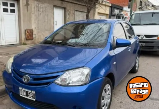 Toyota Etios  1.5 Xs  2014 - foto 1