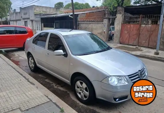Volkswagen Bora  2013 - foto 1