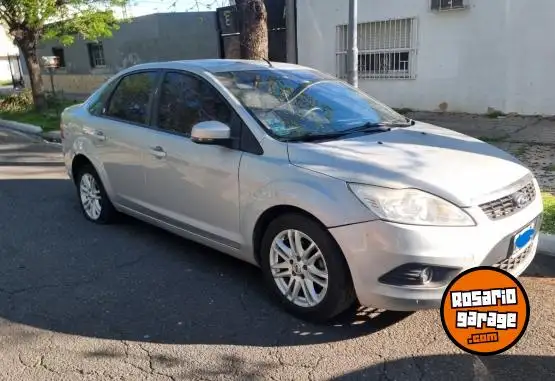 Ford Focus  2012 - foto 1