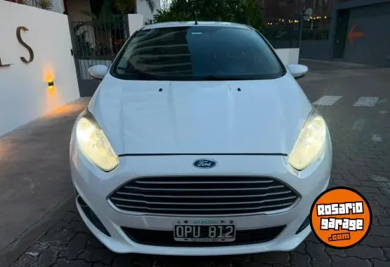 Ford Fiesta  2015 - foto 2