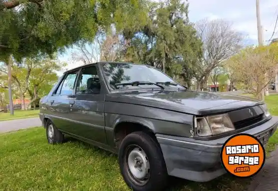 Renault 9  1993 - foto 1