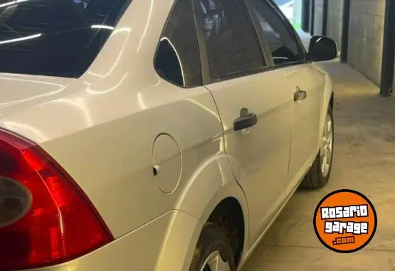 Ford Focus 1.6 Exe Style  2013 - foto 4