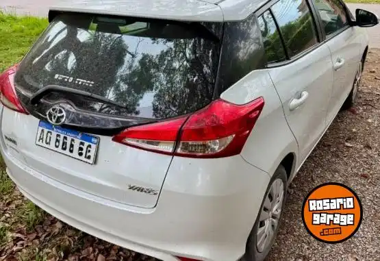 Toyota Yaris Xs 2024  2024 - foto 3