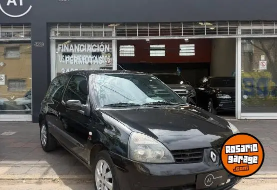 Renault Clio  2010 - foto 1