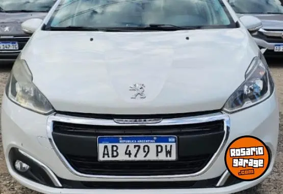 Peugeot 208 Feline  2017 - foto 1