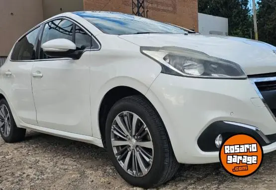 Peugeot 208 Feline  2017 - foto 2