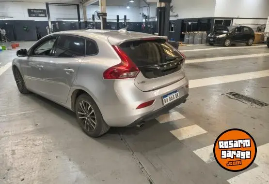 Volvo V40  2017 - foto 2