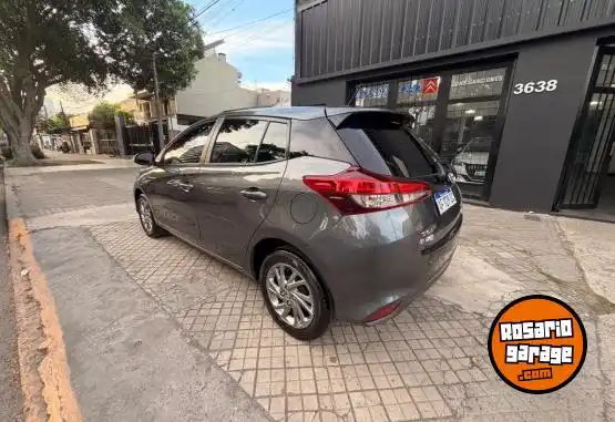 Toyota Yaris  2023 - foto 3