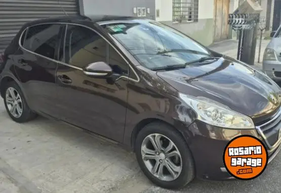 Peugeot 208 Feline Pack Cuir  2014 - foto 1