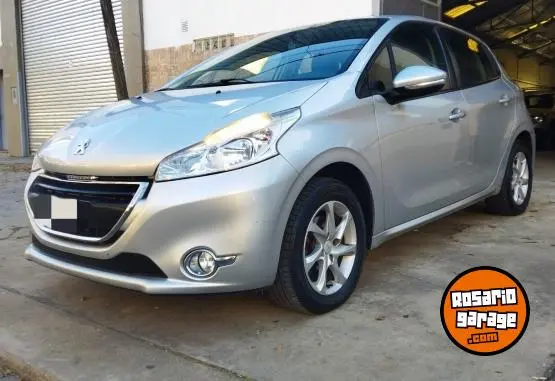 Peugeot 208 Allure Touch 2015 - foto 1