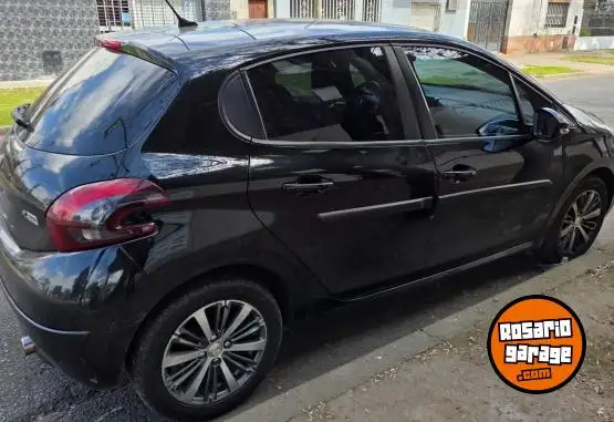 Peugeot 208 Allure 1.6  2017 - foto 2