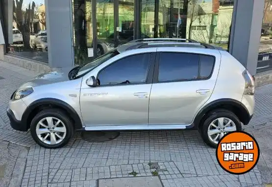 Renault Sandero Stepway 1.6 16V  2013 - foto 2