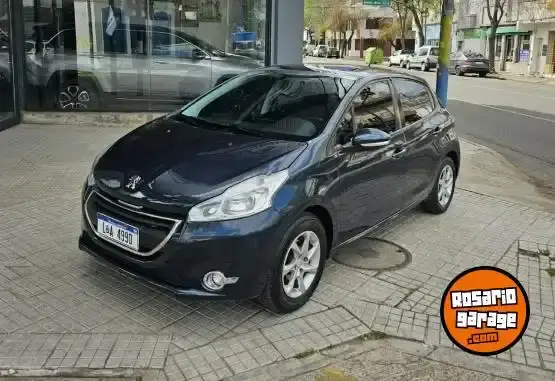 Peugeot 208 Allure Nav Touch 1.6n 2016 - foto 1