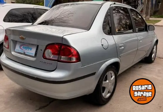 Chevrolet Corsa  2010 - foto 2