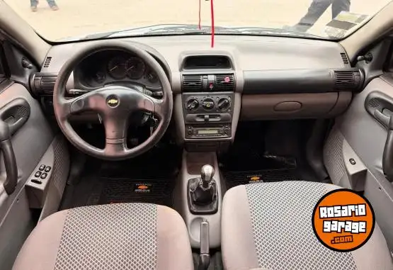 Chevrolet Corsa  2010 - foto 3